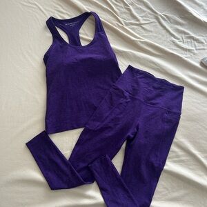 Workout set - tank top and leggings